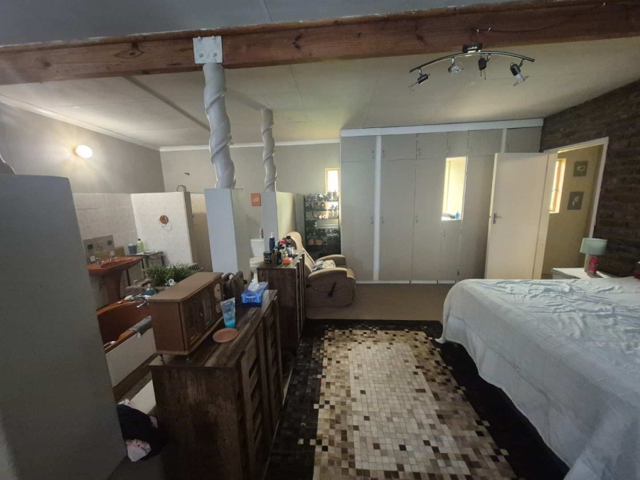 10 Bedroom Property for Sale in Mooinooi North West